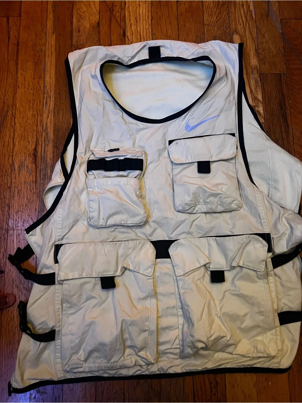 Nike Men’s Multi-Pocket Utility Vest - Off-White with Black Trim